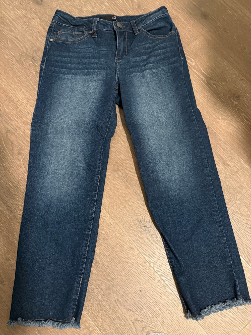 1822 Denim Dark Blue Cropped Straight Jeans